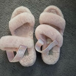 Pink Ugg slippers size 9